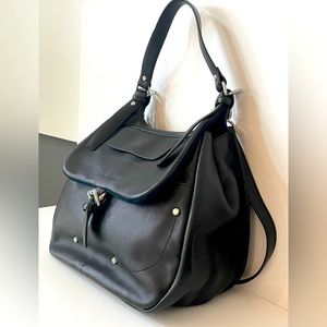 LONGCHAMP Balzane Large Black Leather Zip Messenger crossbody bag front buckle